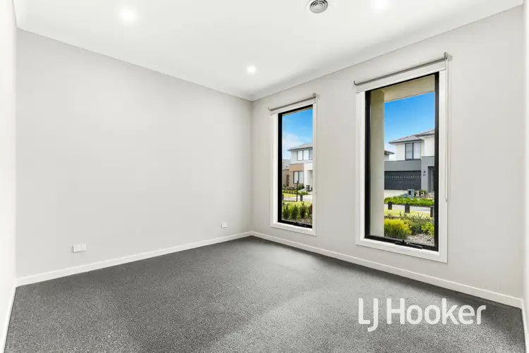 Fifth view of Homely house listing, 42 Dalhalla Circuit, Clyde North VIC 3978