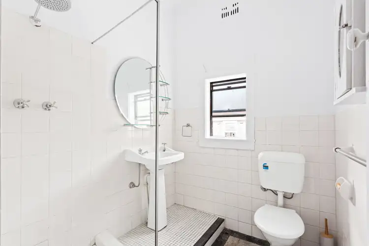 Fifth view of Homely studio listing, 21/106 Curlewis Street, Bondi Beach NSW 2026