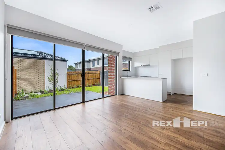 Third view of Homely house listing, 4 Manzanilla Way, Lynbrook VIC 3975