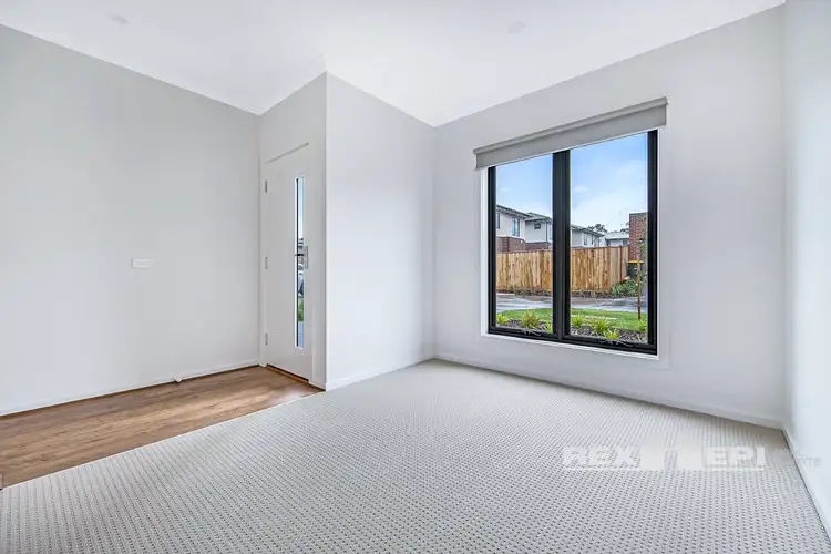 Fifth view of Homely house listing, 4 Manzanilla Way, Lynbrook VIC 3975