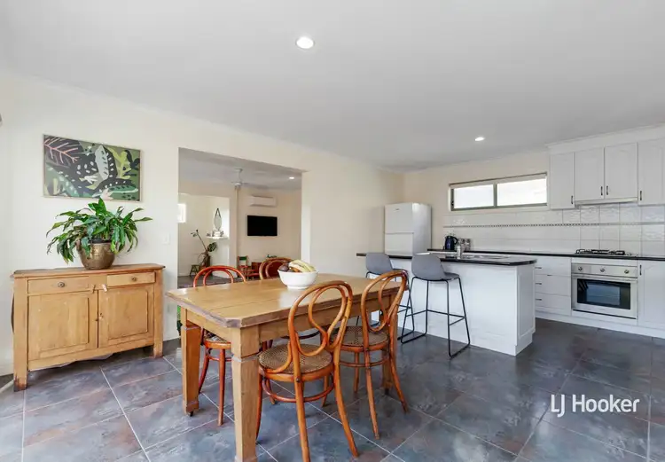 Fifth view of Homely unit listing, Unit 2/40 Gavan St, Broadford VIC 3658