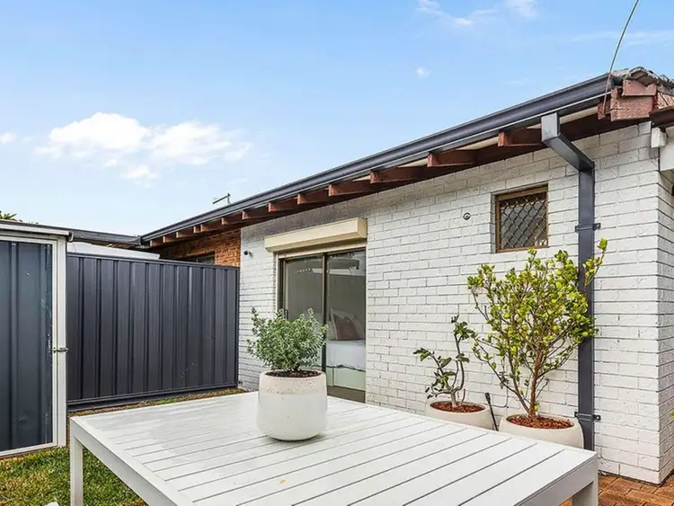 1/2 Weaponess Road, Scarborough WA 6019