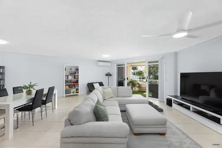 11/54 Dutton Street, Coolangatta QLD 4225