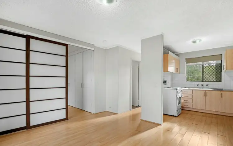 Main view of Homely apartment listing, 4/135 Hubert Street, East Victoria Park WA 6101