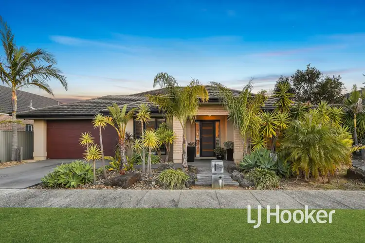37 Cormorant Parade, Pakenham VIC 3810