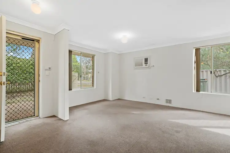 Sixth view of Homely unit listing, 1/32 Holmesdale Road, Woodbridge WA 6056