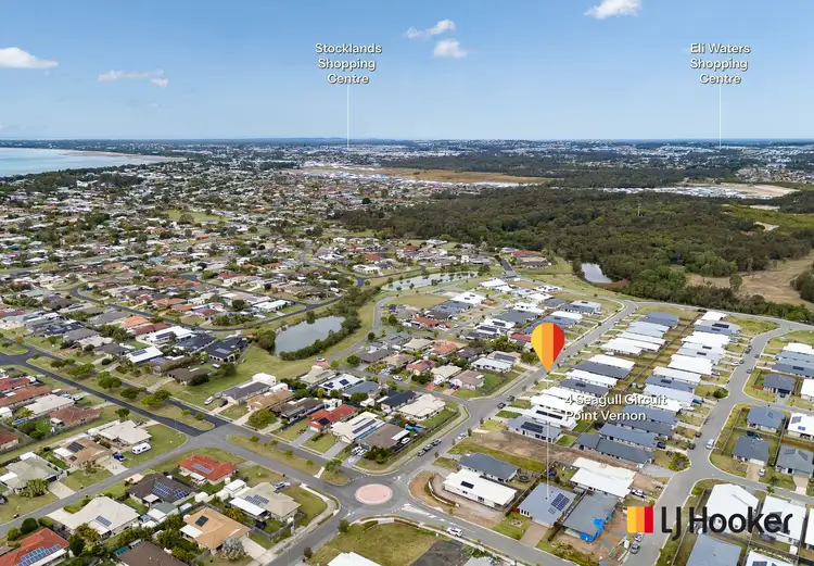 Second view of Homely house listing, 4 Seagull Circuit, Point Vernon QLD 4655