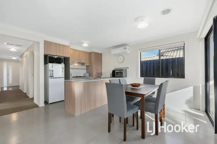 Fourth view of Homely unit listing, 1/3 Springwater Drive, Drouin VIC 3818