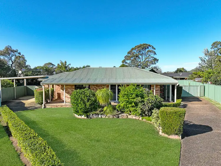 4 Wasdale Place, Bomaderry NSW 2541
