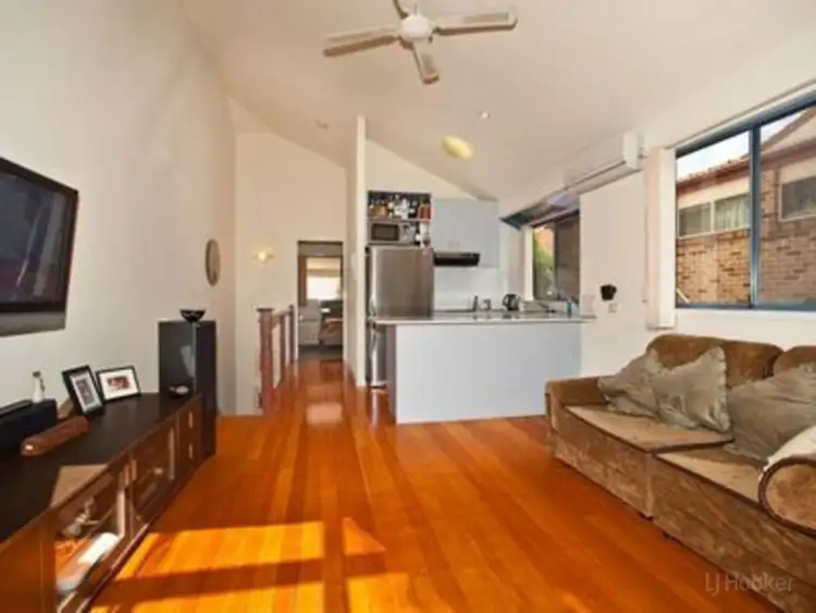 Fourth view of Homely townhouse listing, 10/22-24 Brighton Street, Biggera Waters QLD 4216