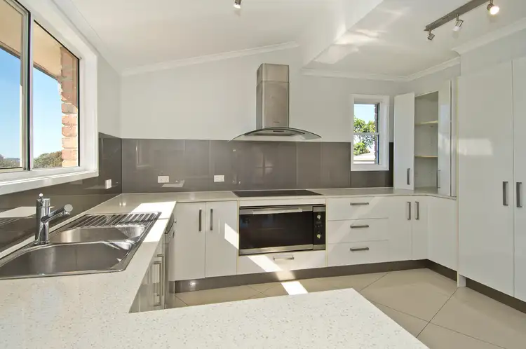 Fourth view of Homely house listing, 10 Leanne Court, Mount Warren Park QLD 4207
