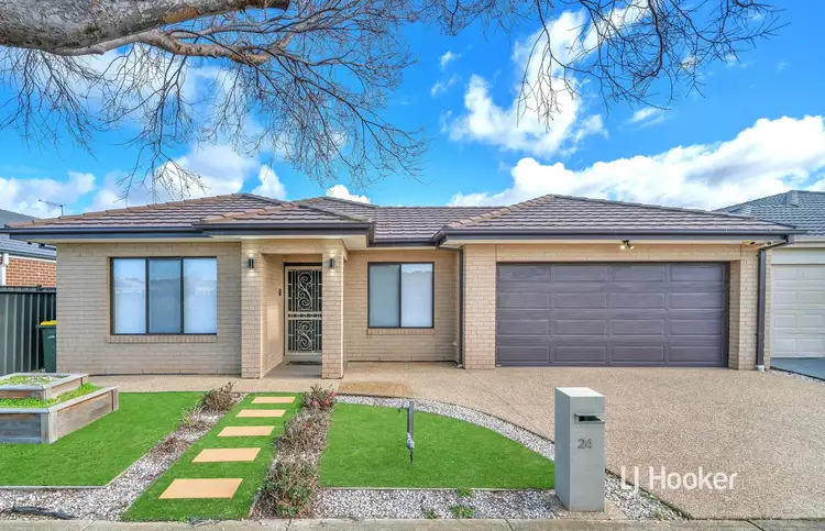 24 Bliss Street, Point Cook VIC 3030