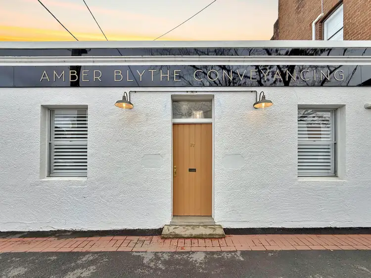 67 Lynch Street, Young NSW 2594