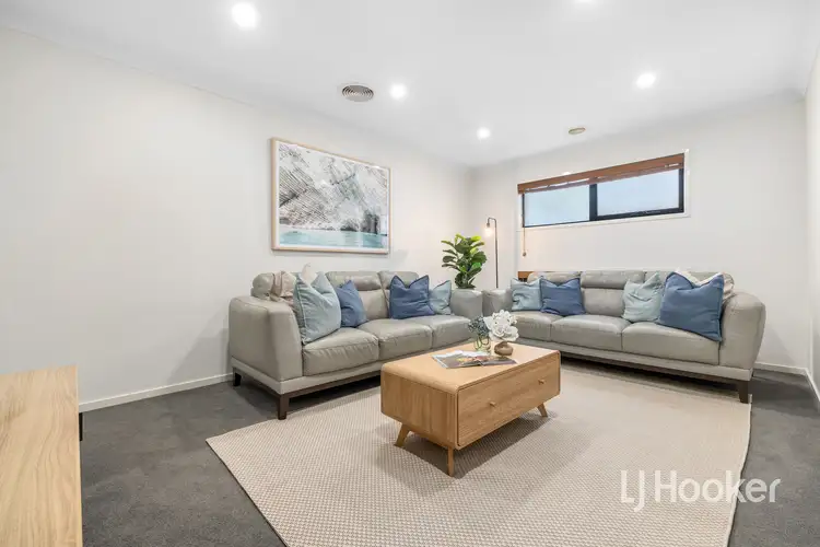 Second view of Homely house listing, 4 Derby Court, Cranbourne North VIC 3977