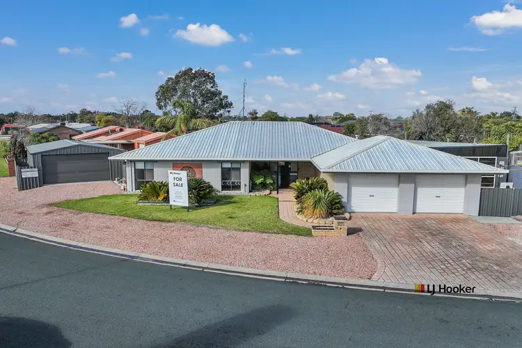 15 Pevensey Place, Echuca VIC 3564