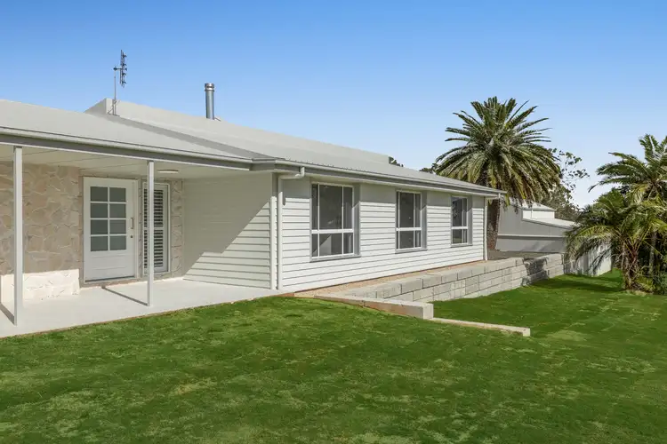 Second view of Homely house listing, 2 Glen Court, Glenvale QLD 4350