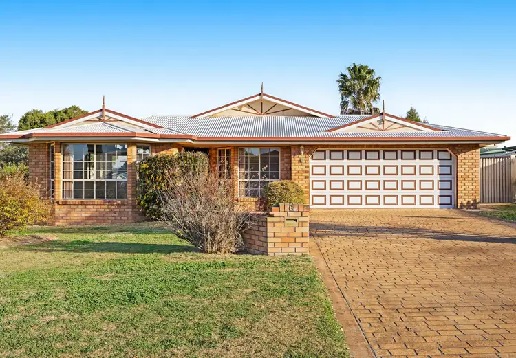 6 Finch Street, Warwick QLD 4370