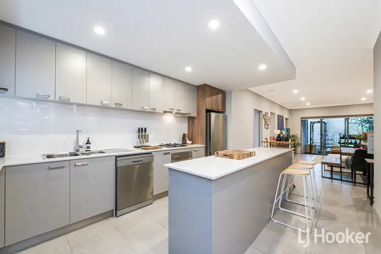 7/14 Gelirah Lane