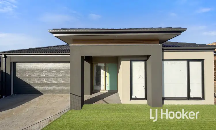 452 Dream Avenue, Cranbourne East VIC 3977