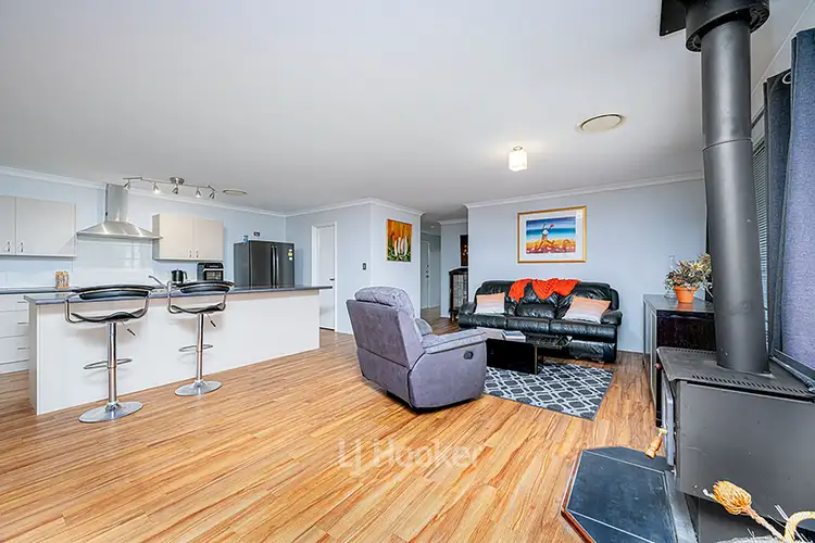 Sixth view of Homely house listing, 9 Sunburst Grove, Collie WA 6225