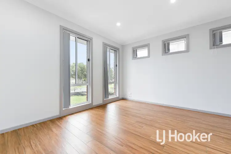 Sixth view of Homely house listing, 4 Ashford Close, Hampton Park VIC 3976