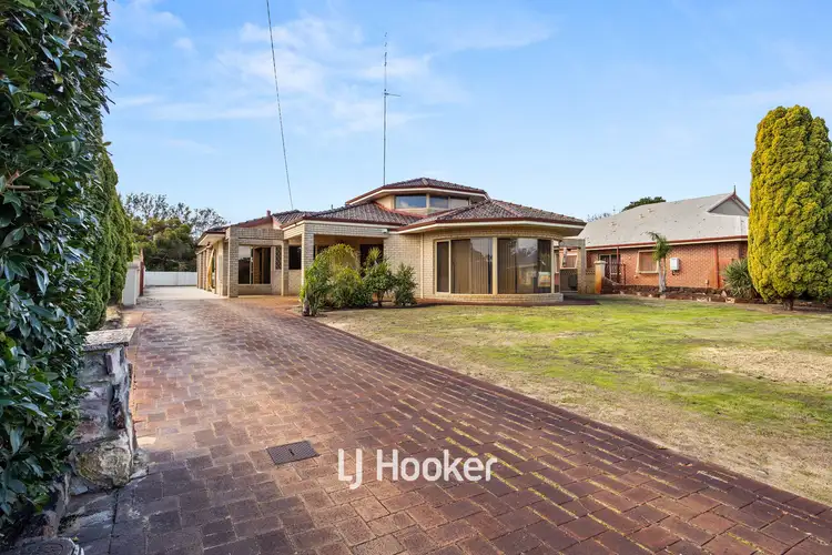 6 Nenke Way, Glen Iris WA 6230