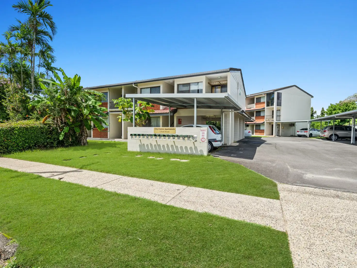 Main view of Homely unit listing, 21/5-9 Fisk Street, Westcourt QLD 4870