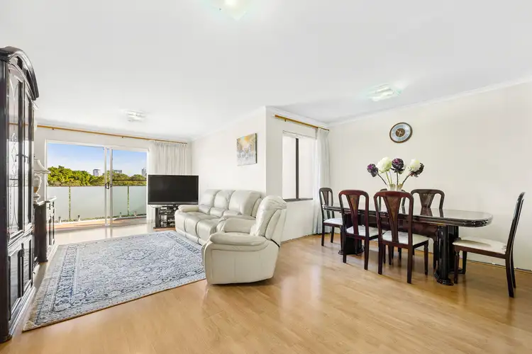 302/1-7 Gloucester Place, Kensington NSW 2033