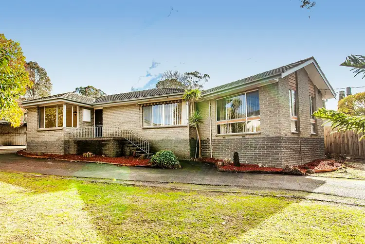 12 Croydondale Drive, Mooroolbark VIC 3138