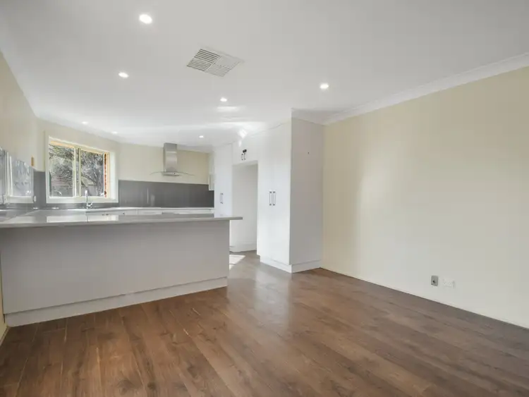 Fourth view of Homely house listing, 30 Pineview Crt, Young NSW 2594