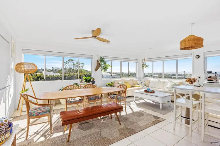 4 Somerset Avenue, Banora Point NSW 2486