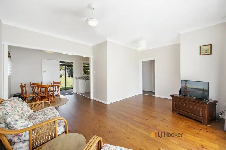 Second view of Homely house listing, 6 Huene Avenue, Halekulani NSW 2262