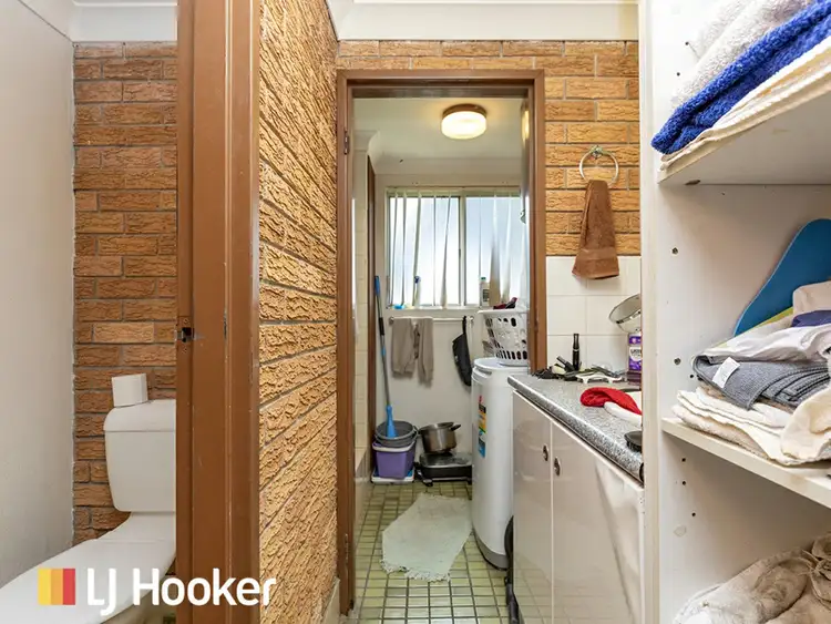 Sixth view of Homely house listing, Unit 4/207-209 Goonoo Goonoo Road, South Tamworth NSW 2340