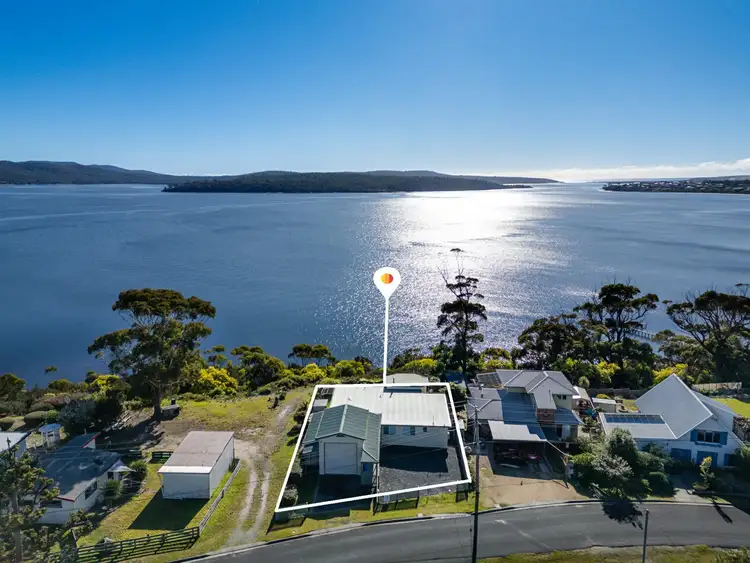 23 Chimney Heights Road