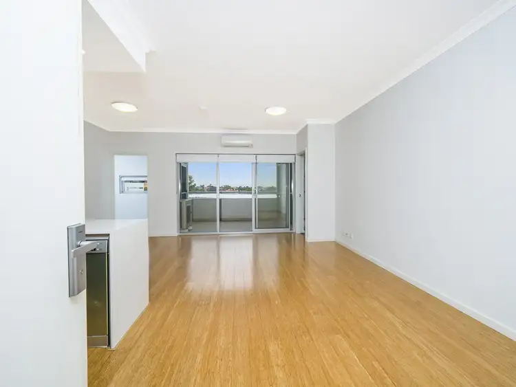 59/2 Rowe Avenue, Rivervale WA 6103