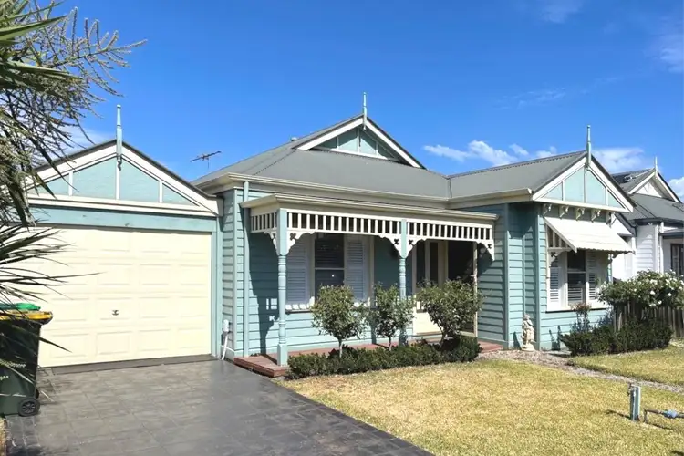 34 Beaumont Drive, Point Cook VIC 3030