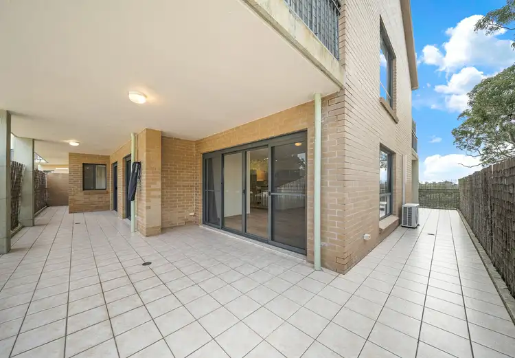8/82-90 Allison Crescent, Menai NSW 2234