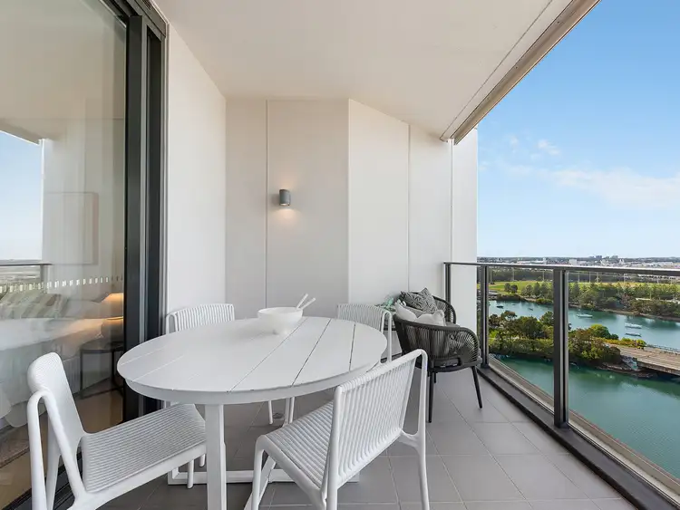 Third view of Homely apartment listing, Apartment 1402/2 Chisholm Street, Wolli Creek NSW 2205