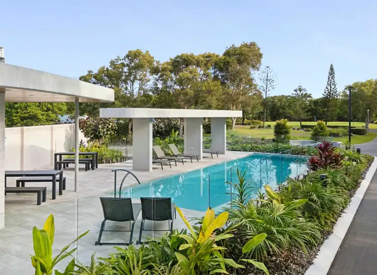2/270 Ocean Drive, Twin Waters QLD 4564