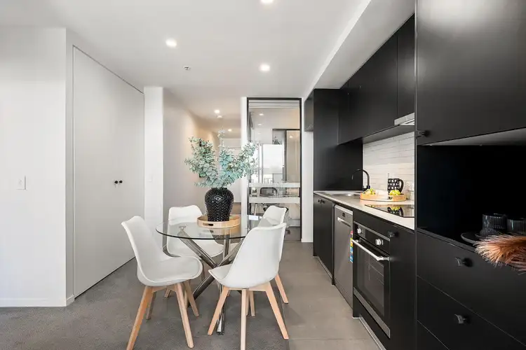 711/90 Swain Street, Gungahlin ACT 2912