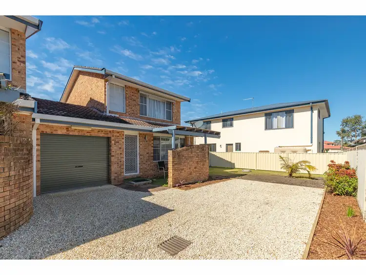 3/4 Stanley Street, Forster NSW 2428
