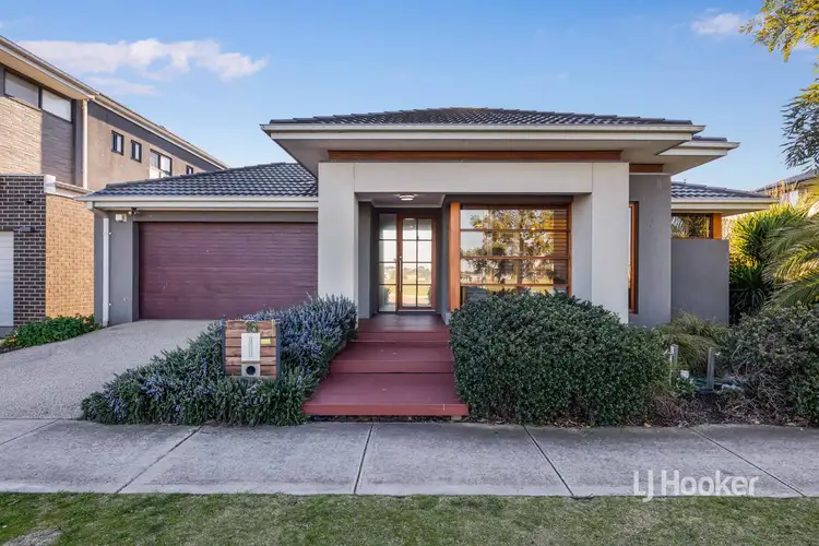 16 District Avenue, Werribee VIC 3030