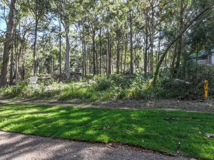 83 Woodlands Circuit, Russell Island QLD 4184
