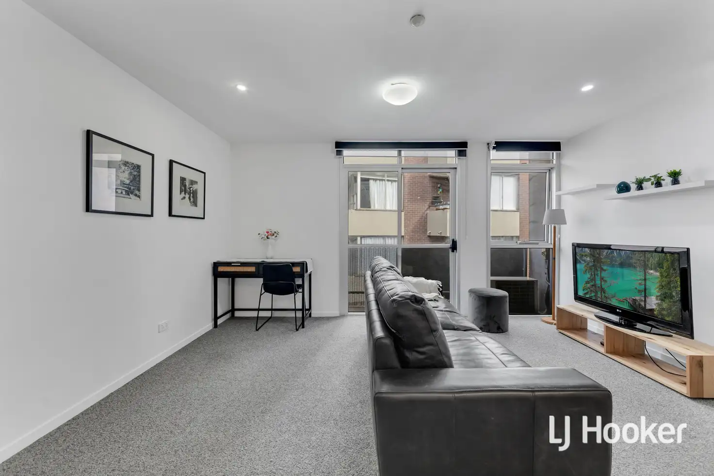 Main view of Homely apartment listing, 902/11-17 Cohen Place, Melbourne VIC 3000