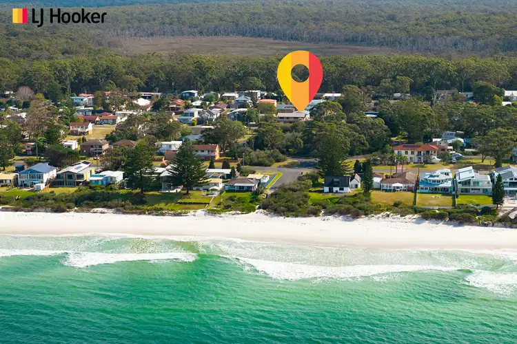 17 Sir Henry Crescent, Callala Beach NSW 2540