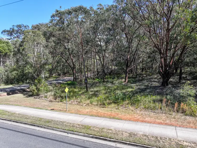 1 Hemp Hill Road, Russell Island QLD 4184