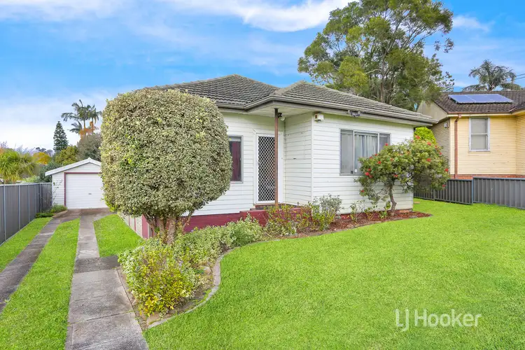 8 Bamford Place, Lalor Park NSW 2147