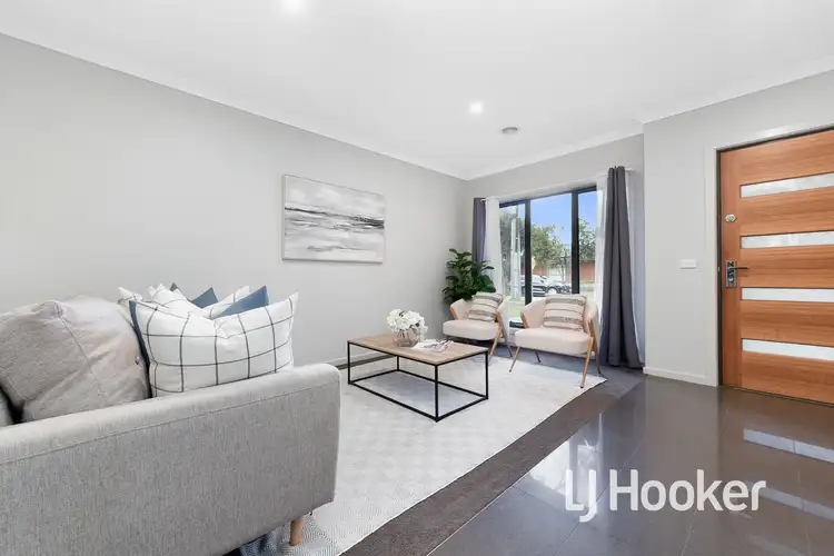 Second view of Homely unit listing, 2/15 Elizabeth Street, Cranbourne North VIC 3977