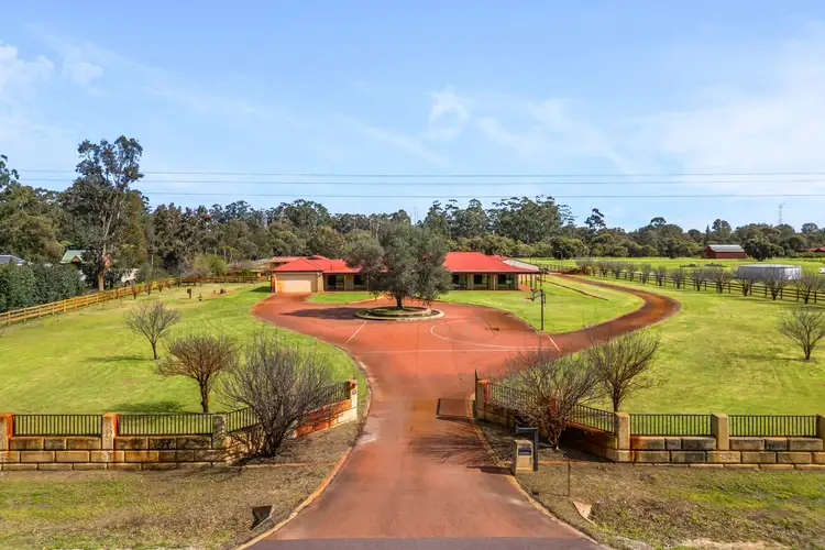 220 Kargotich Road, Oakford WA 6121