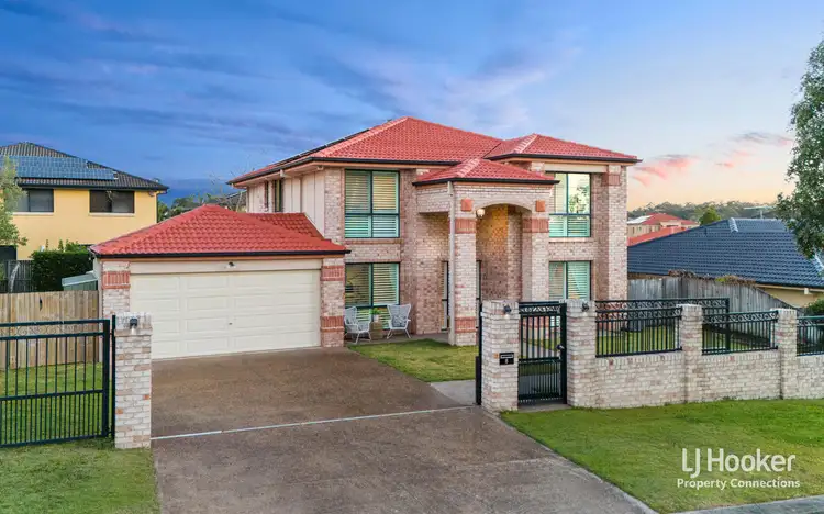 8 Darien Street, Bridgeman Downs QLD 4035